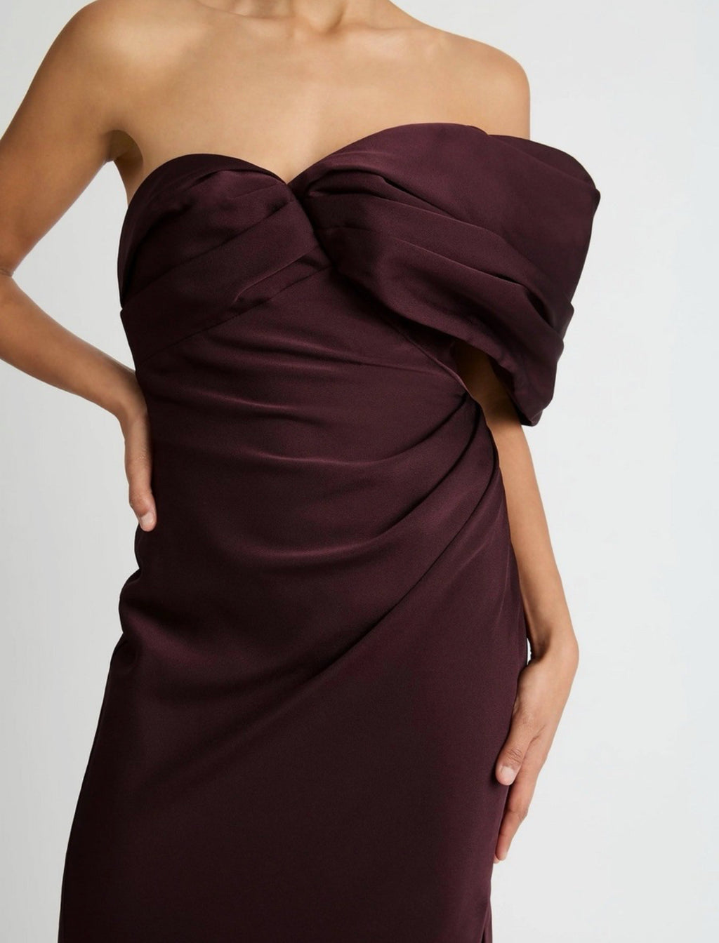 Sheike - Verona Gown - Merlot- Size 8 & 12