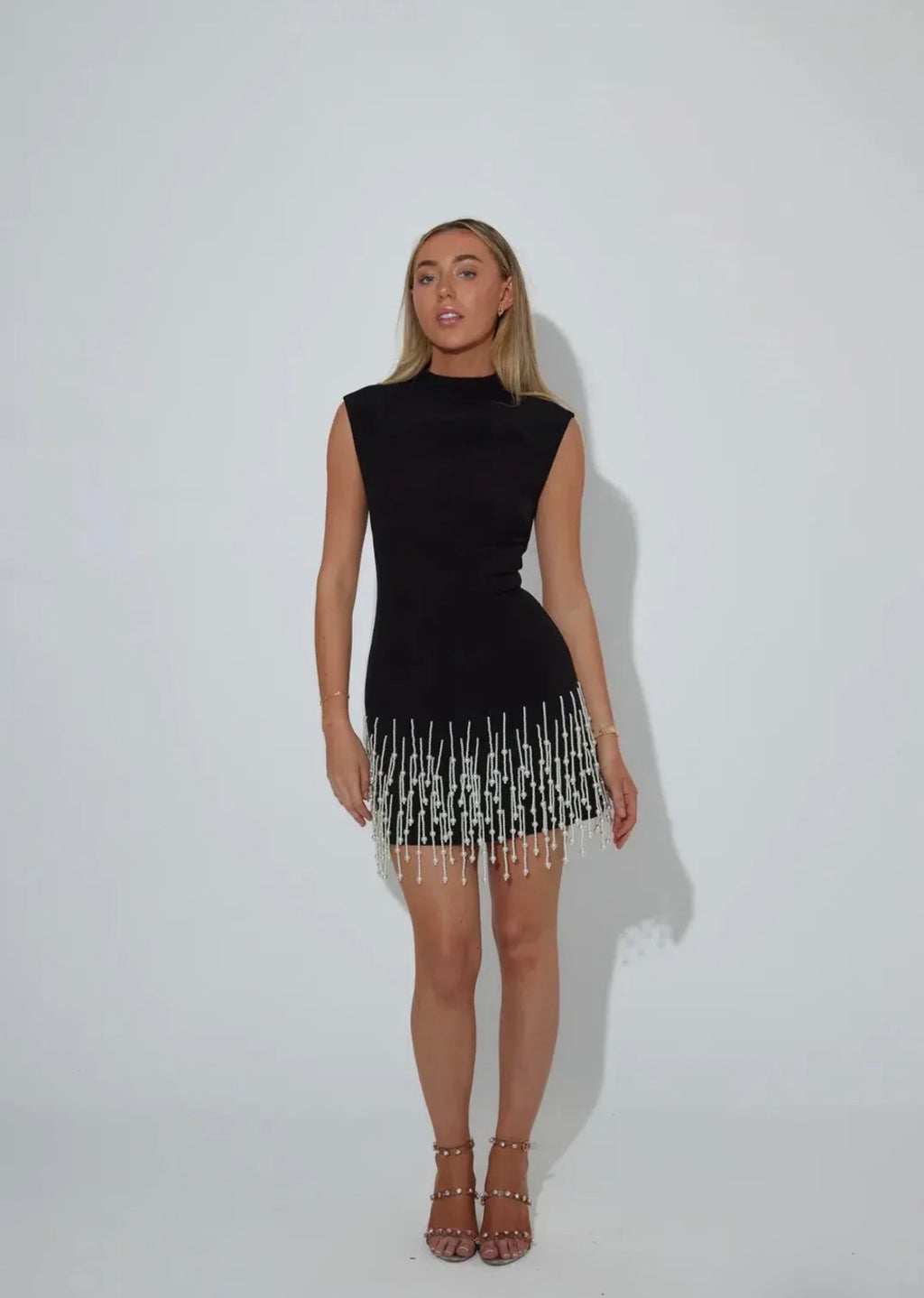 ODD MUSE– Pearl Drop Sleeveless Dress- Black – Size M