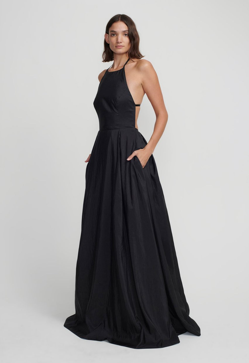 Hansen & Gretel- Gilda Gown- Black- Size M & XXL