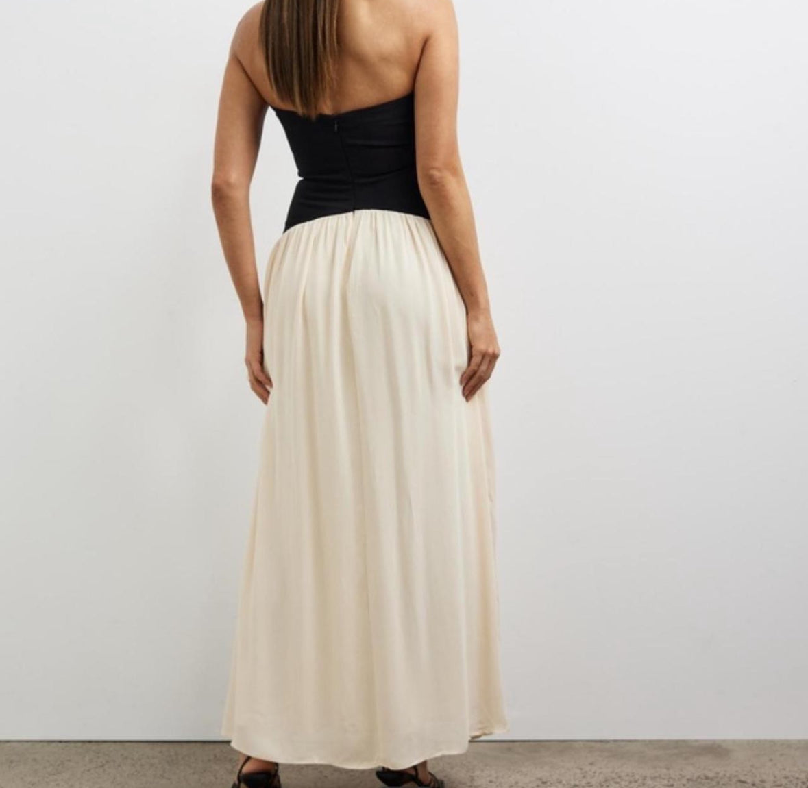 Minima Esenciales- Karis Drop Waist Maxi Dress- Black/Cream- Size 16