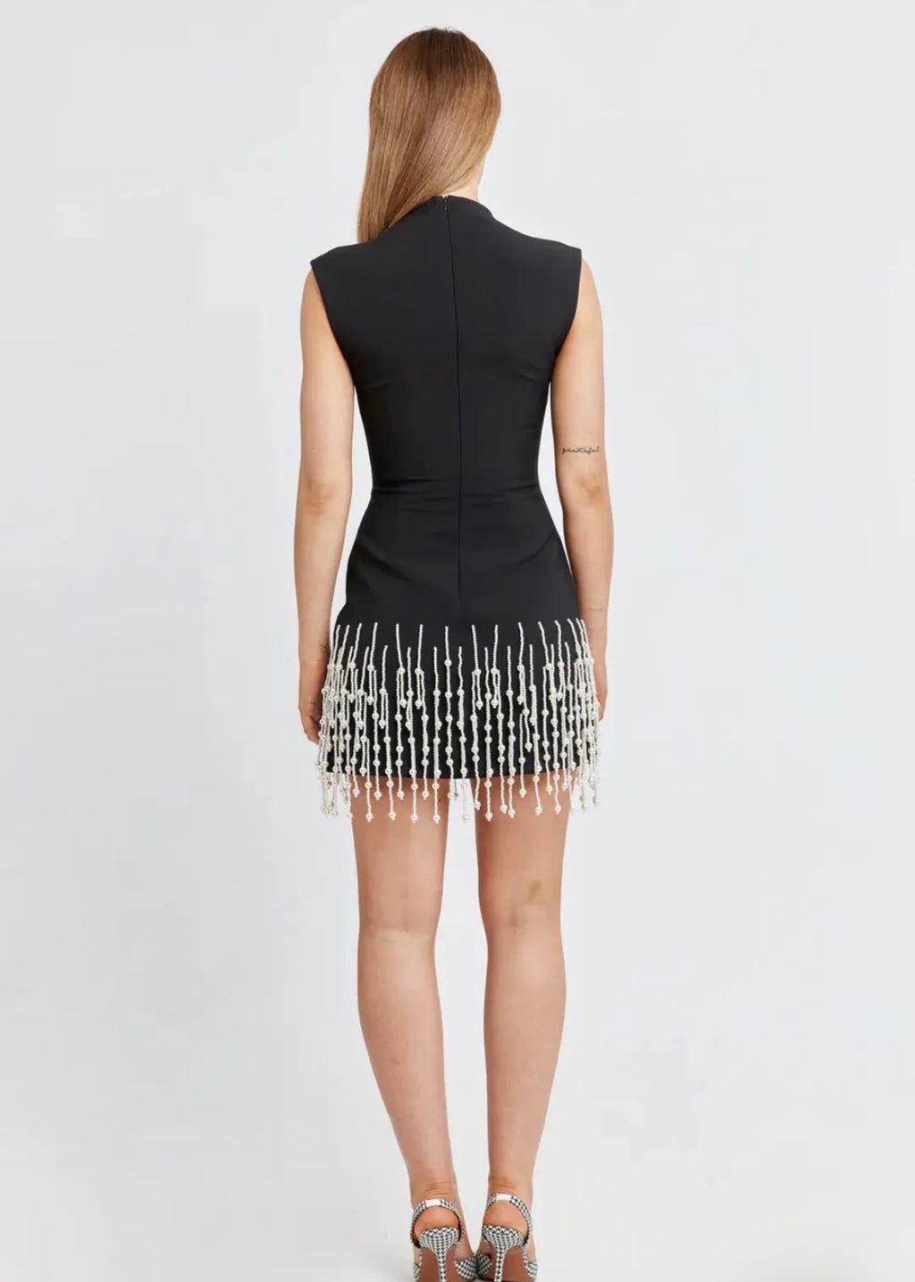 ODD MUSE– Pearl Drop Sleeveless Dress- Black – Size M