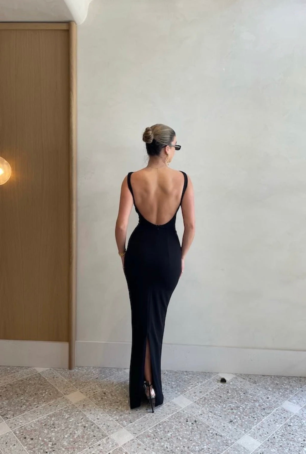 EFFIE KATS – Verona Gown – Black – Size M