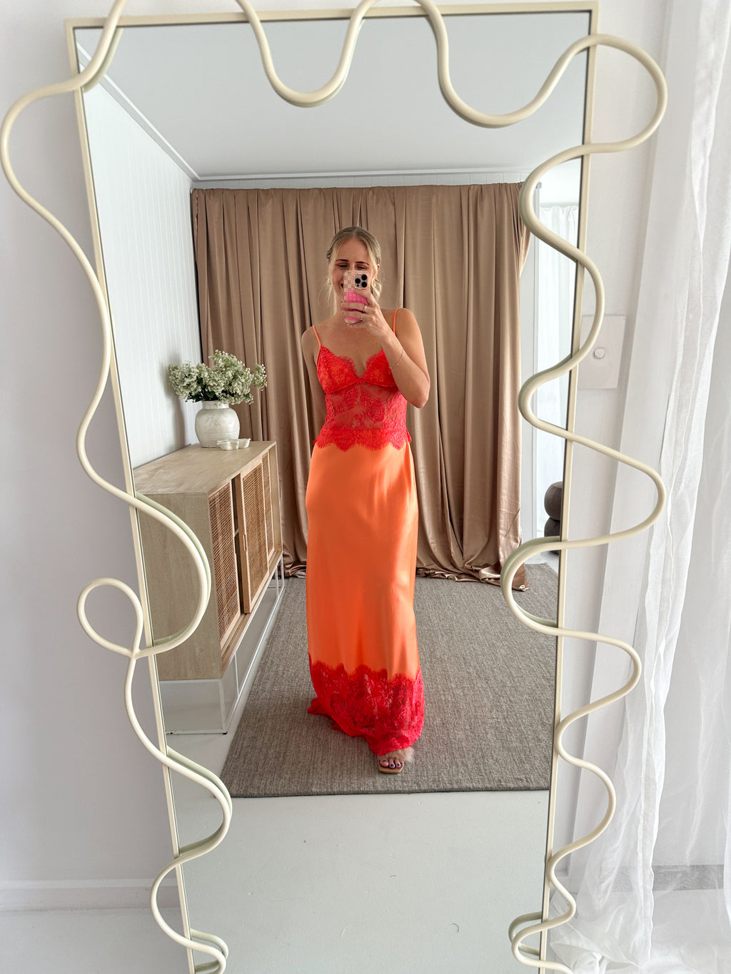Sneaky Link-Lilah Maxi Dress – Orange- Size Medium